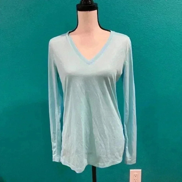 Nike dri-fit blue long sleeve sheer top in size medium - Picture 1 of 4